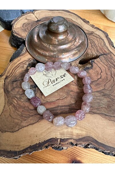 parze doğaltaş سوار كوارتز الفراولة مع قطع غير متبلور