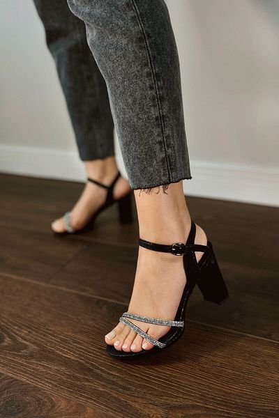 POLKA STORE Pantofi cu toc confortabil Lena Black Stone pentru damă