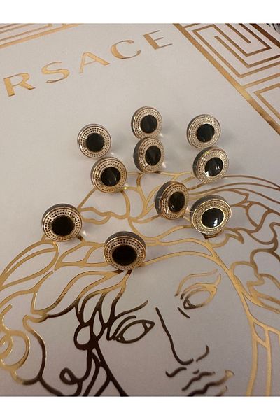 ODDA TASARIM ATÖLYESİ Shirt button with black rounded gold border in the middle