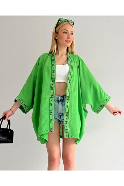 ByEnBi Embroidered Bat Sleeve Green Kimono Std
