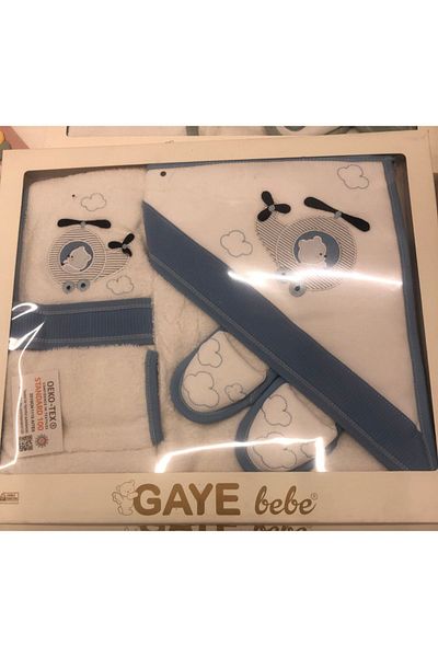 Gaye bebe 4 piece towel bathrobe set 0-3 years