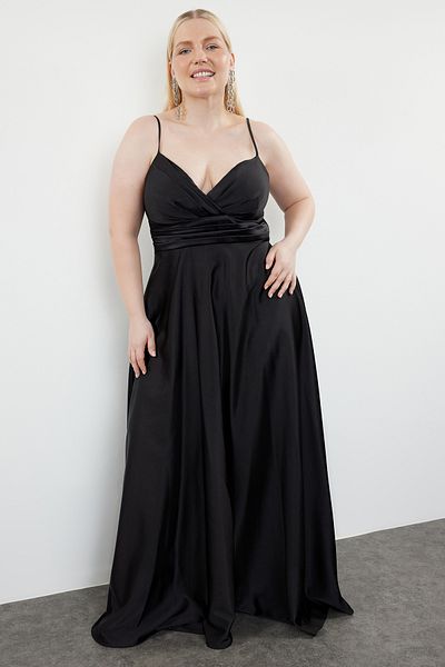 Trendyol Curve Black Maxi Double Breasted Collar A-Cut Evening Dress/Evening/Graduation/Engagement Dress - TBBSS24AD00004