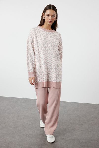 Trendyol Modest Geometric Patterned Dried Rose Knitwear Sweater and Pants Set - TCTAW23US00006
