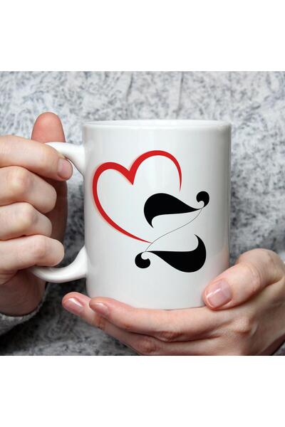 Kırtasiye Ofisi كوب أبيض مطبوع عليه حرف Z على شكل قلب