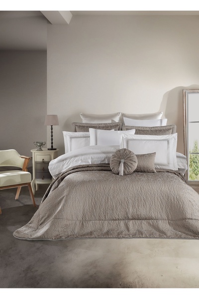 Dantela Katrina Nakışlı Nevresim & Jakarlı Elyaflı Yatak Örtüsü Seti - Gri