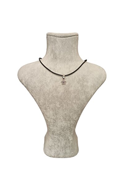 Mos Tespih قلادة معدنية برباط جلدي على شكل نجمة