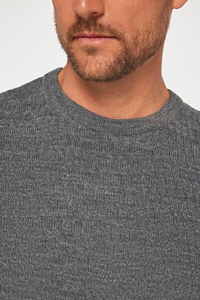 Tudors Erkek Slim Fit Bisiklet Yaka Kendinden Desenli Gri Triko Kazak