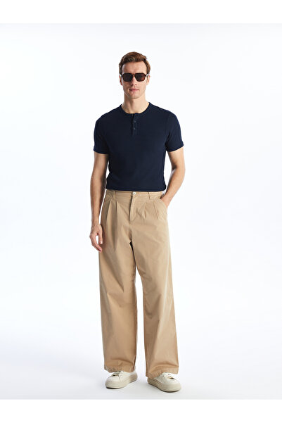 LC Waikiki Férfi nyakú, rövid ujjú póló