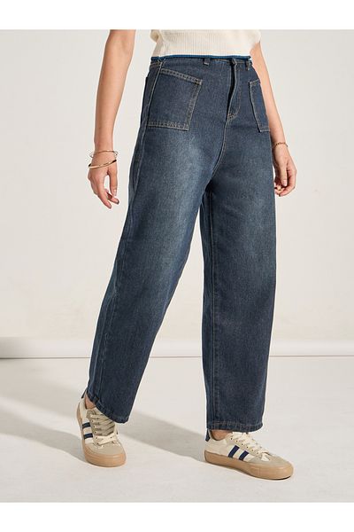 Double Patch Pocket Detail Mom Jeans