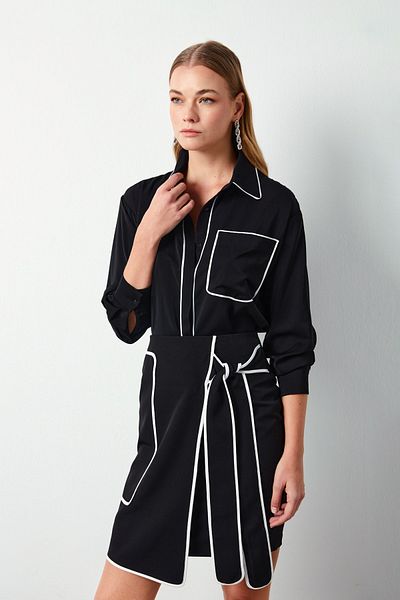 Sateen Cămașă lejeră cu buzunar - NEGRU