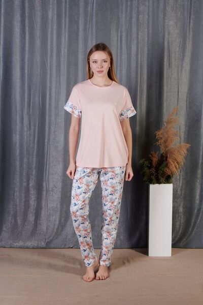 BAŞAKSU COLLECİTON طقم بيجامة برقبة دائرية من مجموعة أكوكو