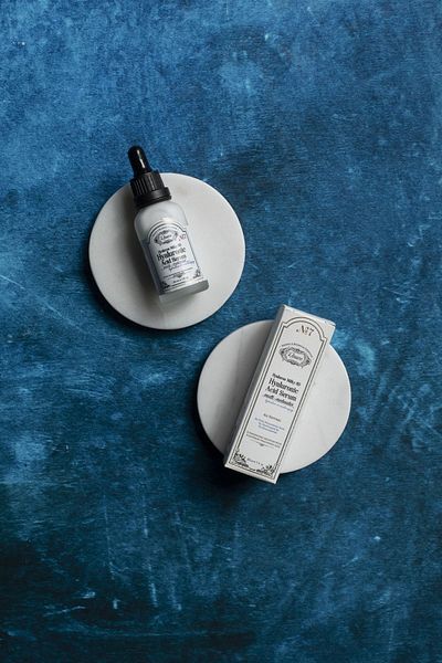 Rosece Hyaluron Milky 8d - Moisturizing and Renewing Anti Aging Serum 30 ml
