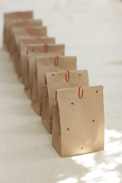 Dekals 50 Adet Kare Dipli (Dik Duran) Kalın Kraft Hediye Kağıdı Kese Kağıdı Ebat 13x24