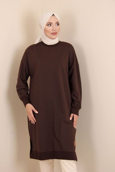 Puane سويت شيرت براوني طويل برقبة دائرية