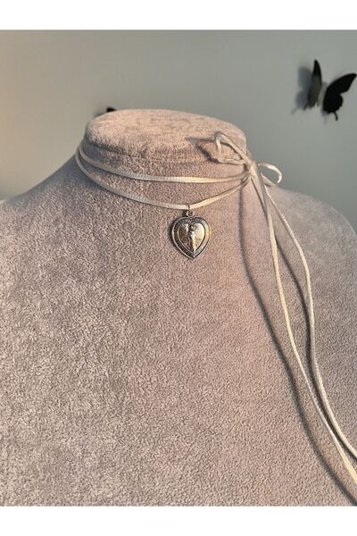 Pinky Lady İpli kalpli meryem ana choker kolye