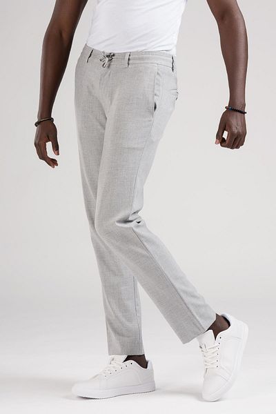AKÇAYLAR Slimfit Jogger Παντελόνι - Επίπεδο ύφασμα με ελαστική μέση και κλωστή