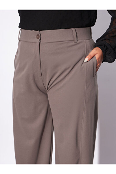 Sassafras By Styli Plus Hem Button Detail Straight Pants