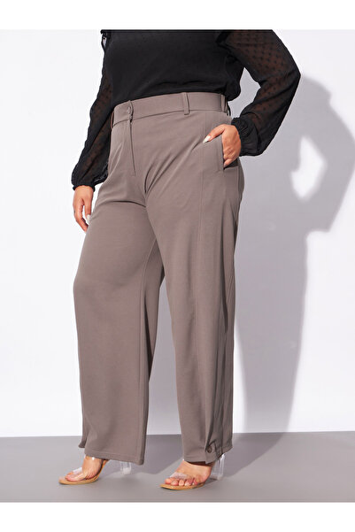 Sassafras By Styli Plus Hem Button Detail Straight Pants