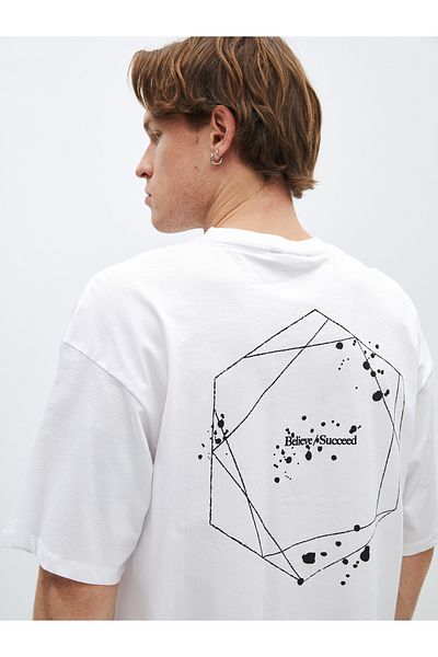 LC Waikiki Bedrucktes Herren-T-Shirt aus gekämmter Baumwolle – Rundhalsausschnitt, kurze Ärmel