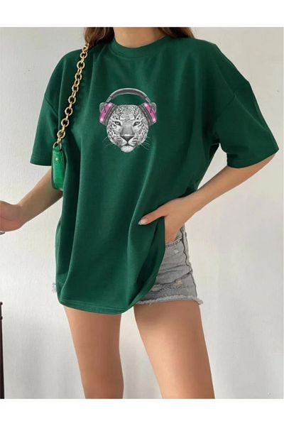 Evomind Unisex Oversize T-shirt - Tiger Listening to Music Printed