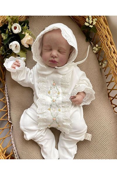 Mama Miel Baby Diamond Patterned Hand Embroidered Newborn Jumpsuit and Scalloped Cap Set