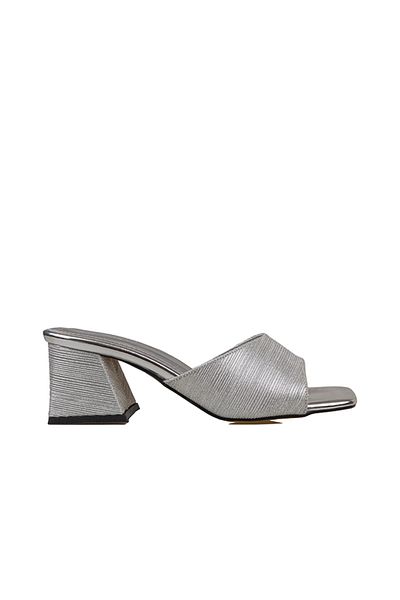 Trend Adımlar Thick Heeled Silver Women's Fancy Slippers