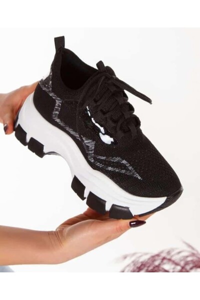 TUGERDİ حذاء رياضي نسائي أسود من Tugerdi - نعل خفيف، برباط TGY 23980089