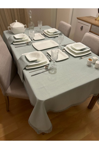 Meral Kurşun Collection Güpür Detaylı Simli Dertsiz Salon Masa Örtüsü Maldiv