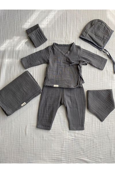 TREND 6 Piece Double Layer Muslin Newborn Set with Blanket