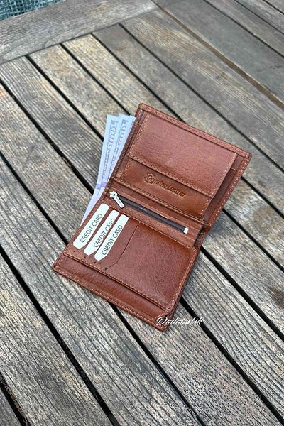 Dodo4men Мъжки портфейл в кафяво - естествена кожа, държач за монети, 12 см x 9 см