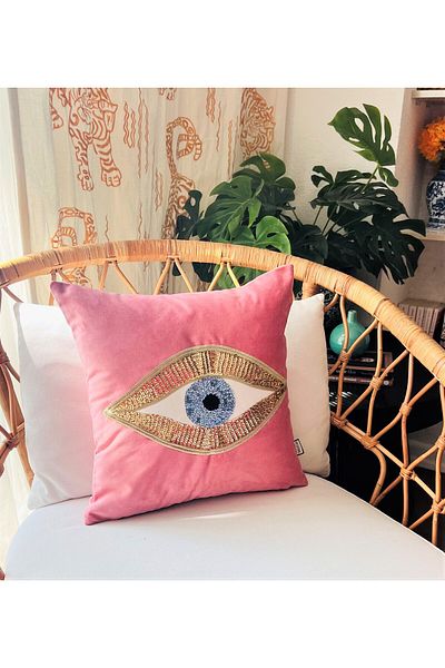 ge living Pink Velvet Throw Pillow Case - Eye Pattern