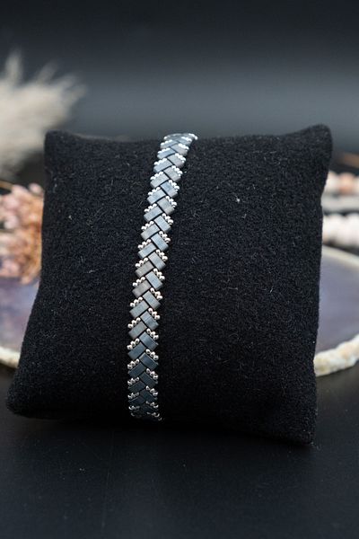 Serenite Miyuki Unisex Gray-Blue Bracelet Design