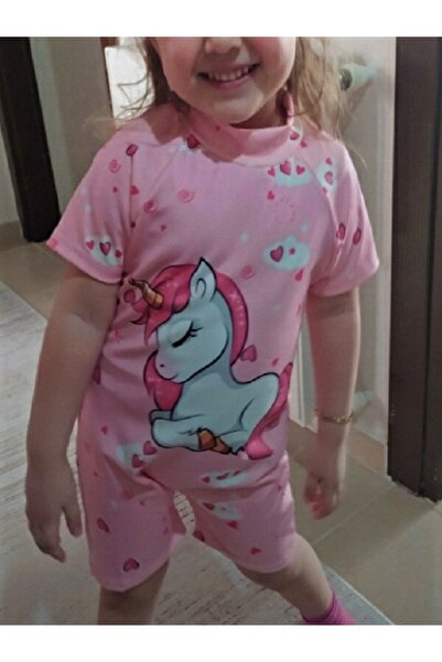 BEBEĞİME ÇORAP Kız Çocuk Kısa Kollu Tam Vücut Güneş Korumalı Mayo & Bone Takımı - Unicorn Desenli Pembe