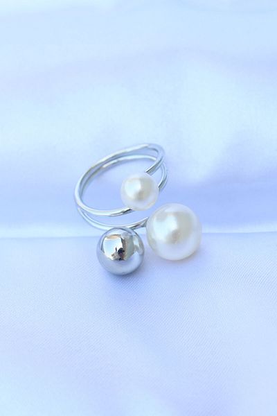 Moka Shopin Brass Silver and Pearl Stone Detail Adjustable Ring