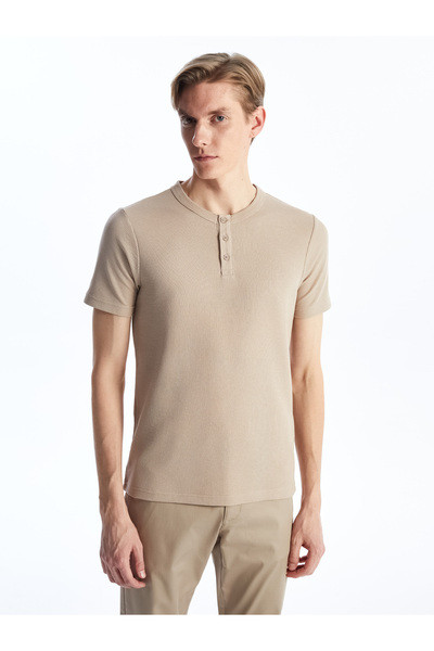 LC Waikiki Ανδρικό T-shirt με λαιμόκοψη με κοντό μανίκι