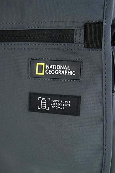 NATIONAL GEOGRAPHIC N18385 Модель Сіра сумка через плече з хрестоподібними ременями