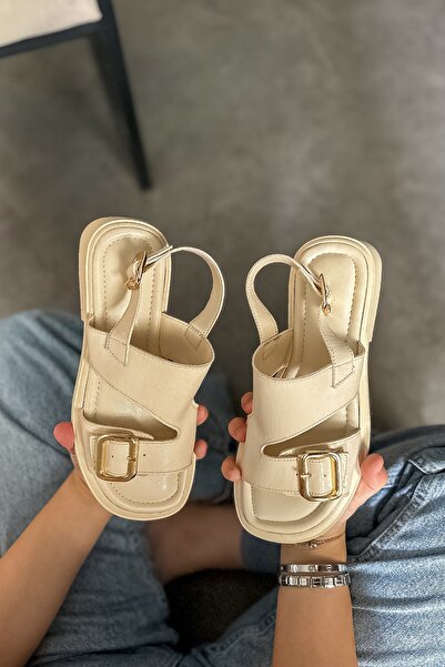 SHOEBELLAS Goldiee Bej Çift Kemer Detaylı Kadın Sandalet