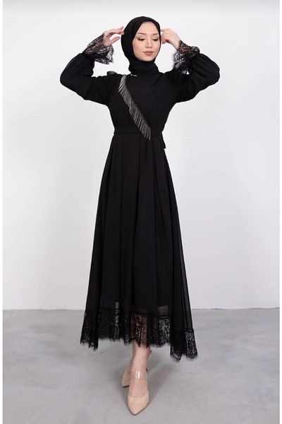 reçko Asymmetrical Hijab Evening Dress with Lace Detail