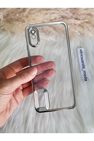 Aksesuarda Moda XİAOMİ REDMİ 9A UYUMLU KAMERA LENSLİ LAZER KESİM LOGO DETAYLI...