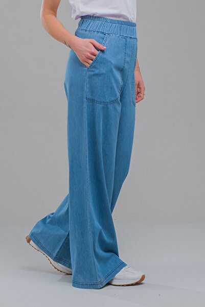 Bold & Young Women's Indigo Color Pocketed Wide Leg Elastic Waist Thin Jeans