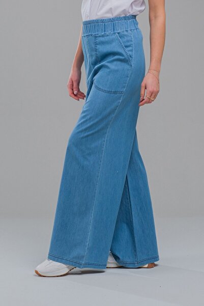 Bold & Young Women's Indigo Color Pocketed Wide Leg Elastic Waist Thin Jeans