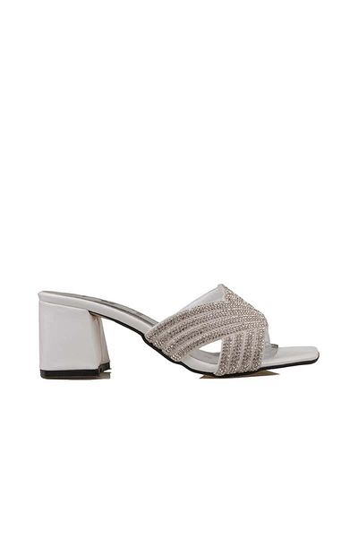 Trend Adımlar Transparent Stone Embroidered White Women's Classic Heel Slippers