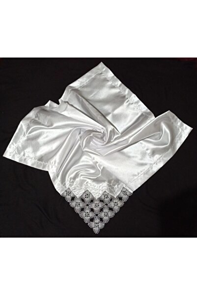 arzumçeyiz Tek Köşeli El Işi Dantel Bohça 100 * 100 Cm Boyutunda - Gümüş Simli