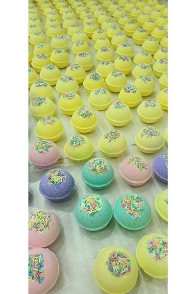 JOY BOMB باديكير مويستشر بومب 24 قطعة 55 جرام (4*6 أنواع يتم شحنها)