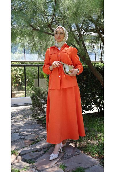 W WARGA Skirted Suit Set
