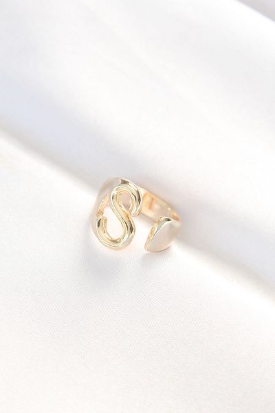 Moka Shopin Feminine Touch S Letter Gold Color Adjustable Ring
