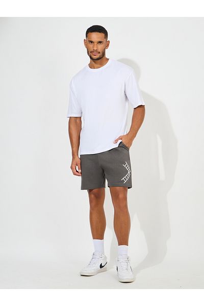 Styli Ladder Placement Print Regular Fit Shorts