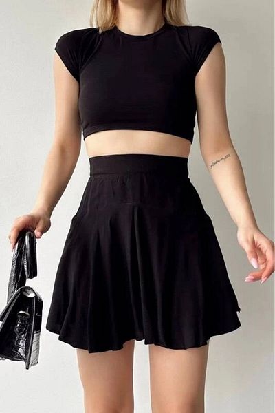 hazelin Tricou crop negru din bumbac pieptănat - Decolteu turn, mânecă scurtă HZL24S-ZK10271