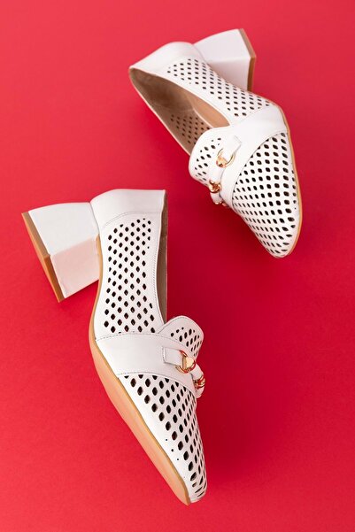 Gondol Kadın Hakiki Deri Lazer Delikli Topuklu Ayakkabı Ast.7480