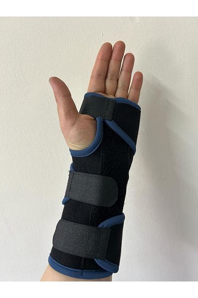 Romed جبيرة معصم اليد اليمنى واليسرى متوافقة مع جميع المقاسات باللون الأزرق